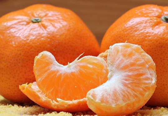 空腹可以吃橘子吗(早上吃橘子好吗?)-冷眸生活